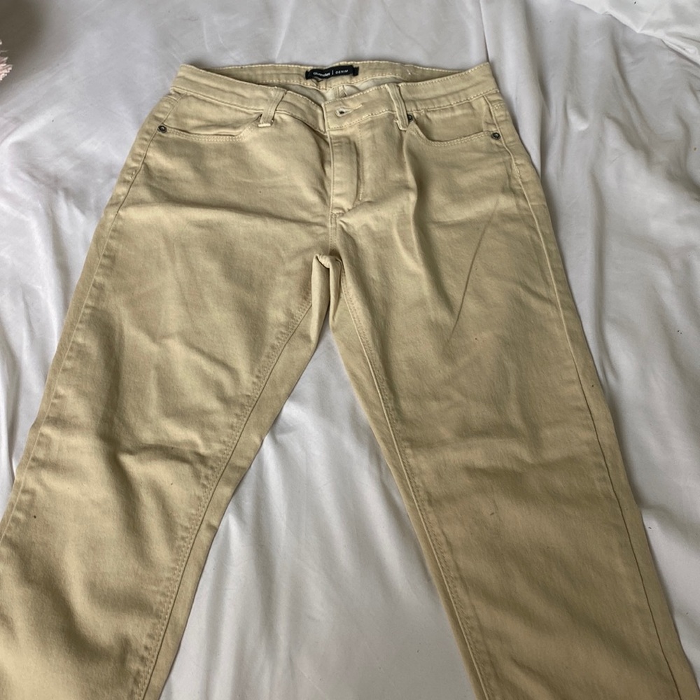 BEIGE PANTS